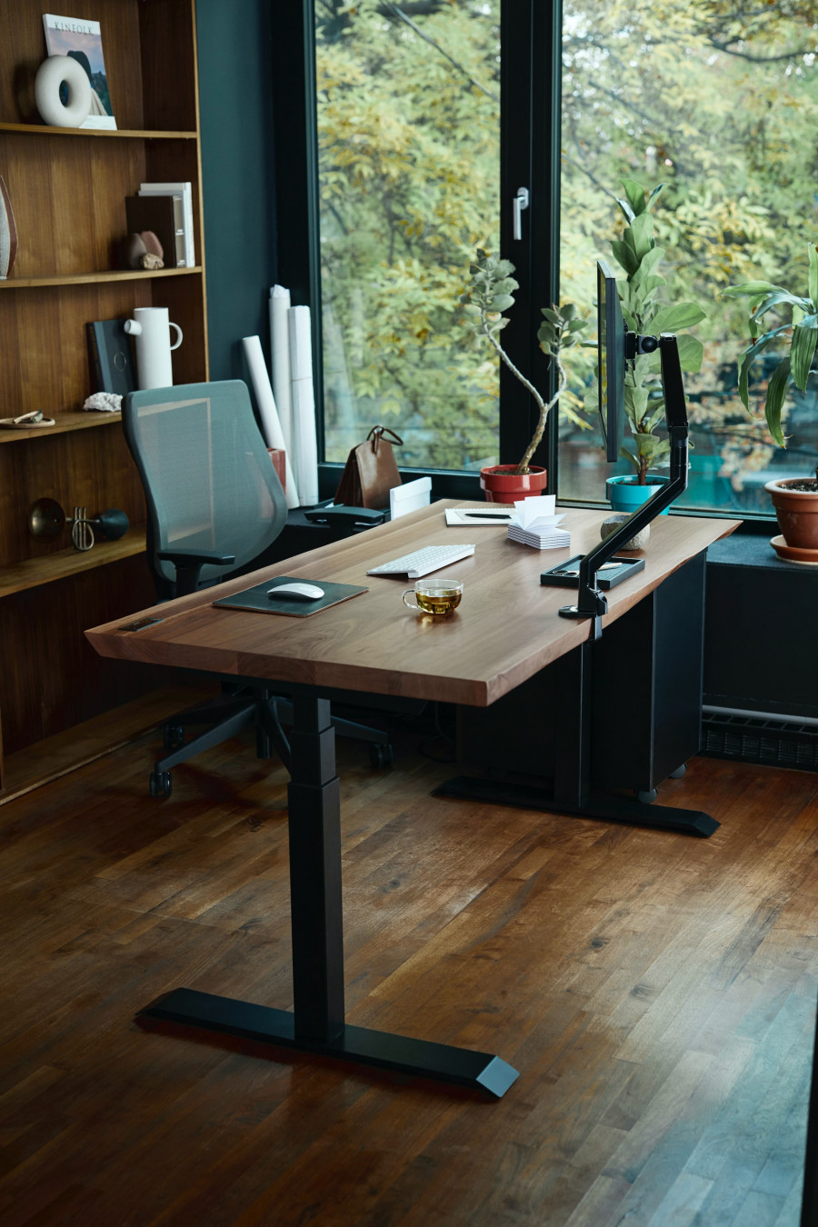 Szervezze meg irodáját úgy, hogy kényelmesen és kényelmesen dolgozzon benne.